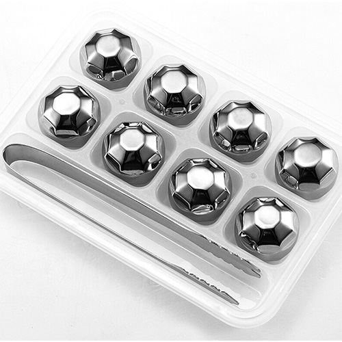 Chilling Ice Cubes Set