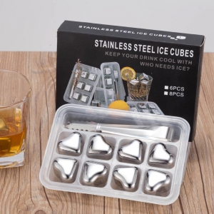 Chilling Ice Cubes Set